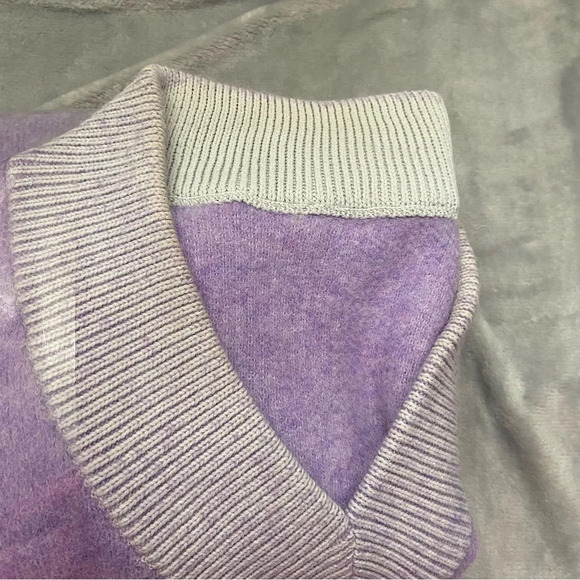 Lululemon Alpaca Wool alpaca V-Neck Sweater purple 27186 - Picture 10 of 12